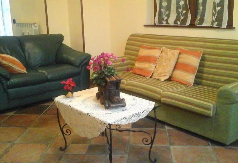 פנסיון Il Castellare