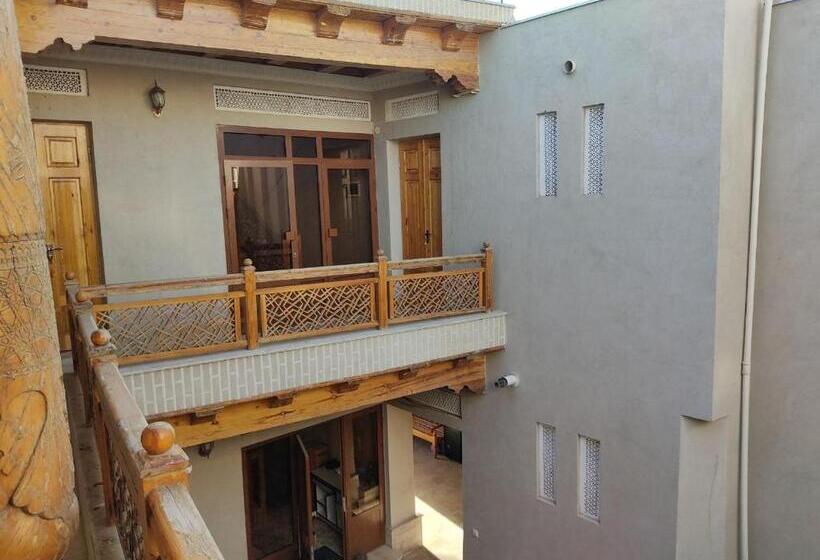 پانسیون Nazira & Azizbek 2