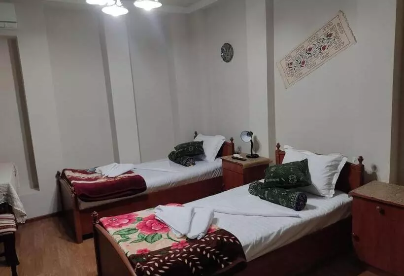 ペンション Nazira & Azizbek 2