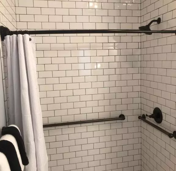 Bed and Breakfast Amber House Inn Of Midtown