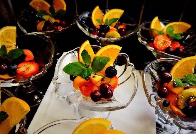 تختخواب و صبحانه Amber House Inn Of Midtown