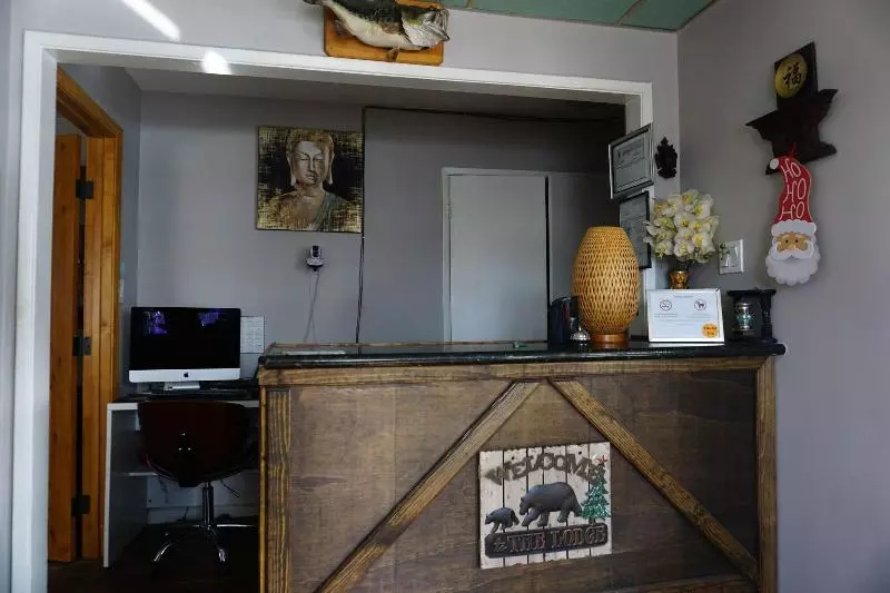 Hotel A&a Lake Tahoe Inn