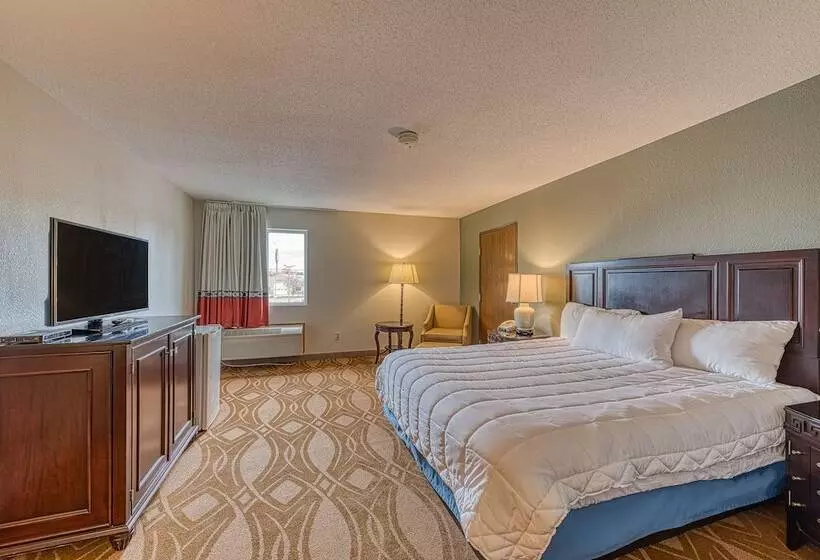 فندق American Inn And Suites Dundee