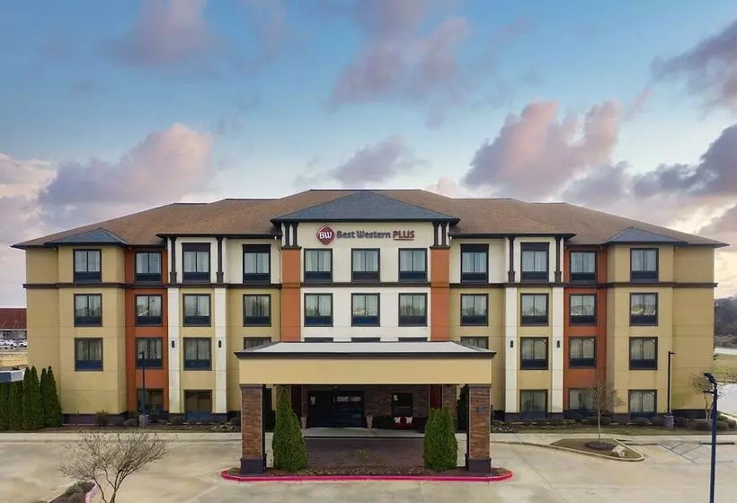 בית מלון כפרי Best Western Plus Tupelo Inn & Suites