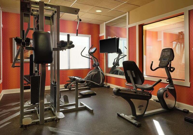 בית מלון כפרי Best Western Plus Tupelo Inn & Suites