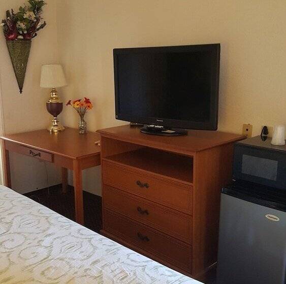 호텔 Budget Inn And Suites El Centro