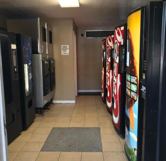 ホテル Carmel Inn And Suites Thibodaux