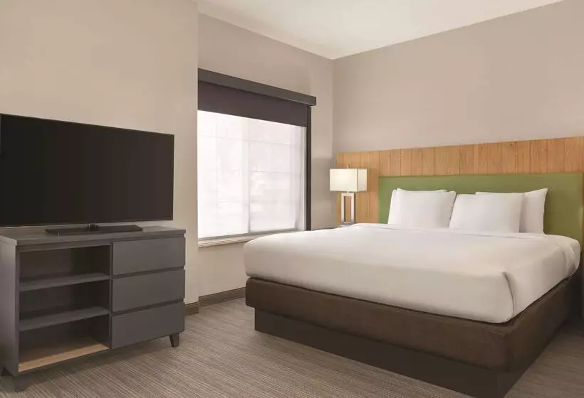 בית מלון כפרי Spark By Hilton Redlands