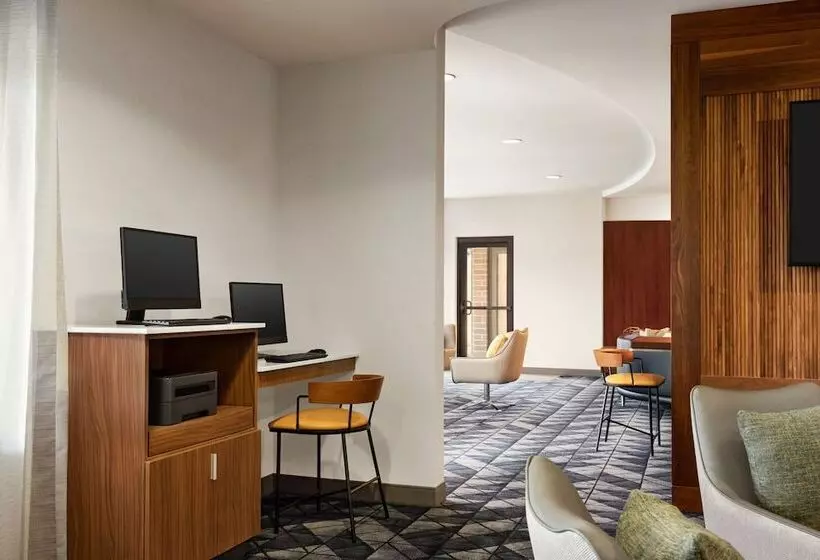 ホテル Courtyard By Marriott Columbia