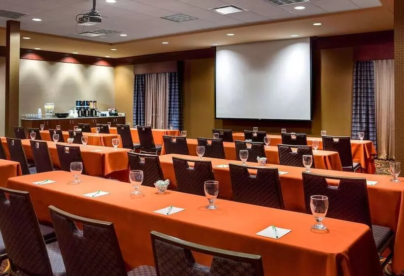 ホテル Courtyard By Marriott Columbia