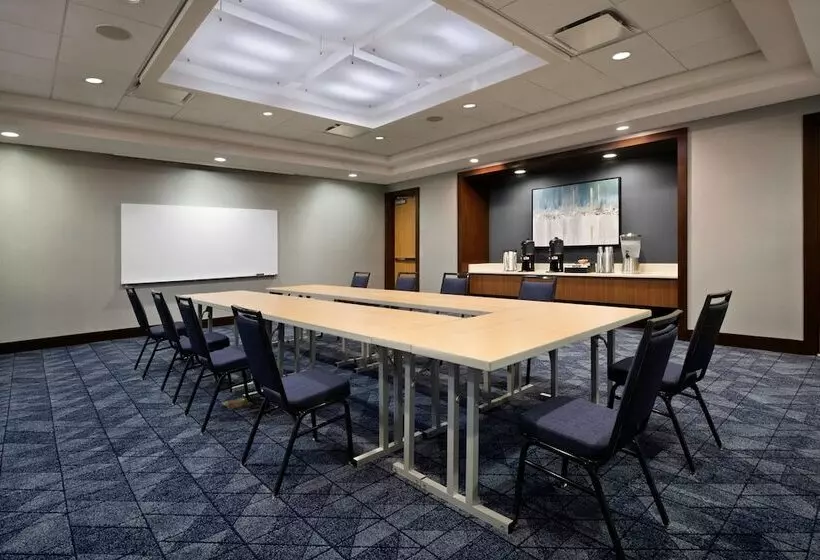 ホテル Courtyard By Marriott San Jose North/ Silicon Valley