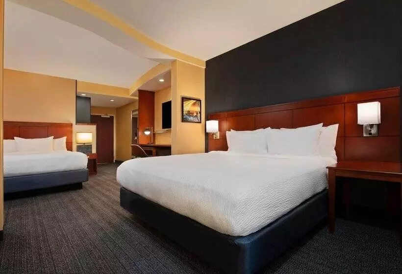 ホテル Courtyard By Marriott San Jose North/ Silicon Valley