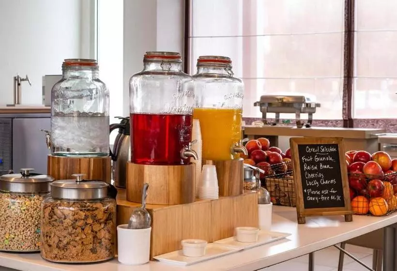 Отель Element Lexington