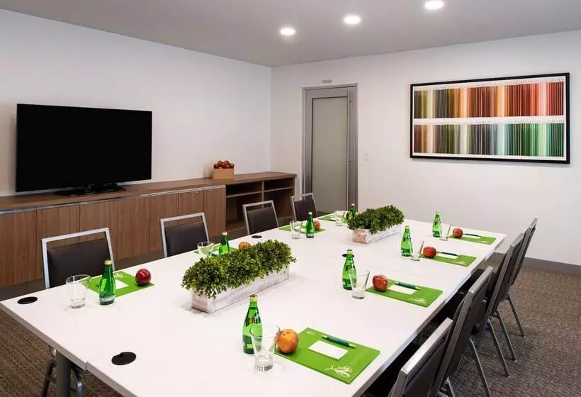 Отель Element Lexington