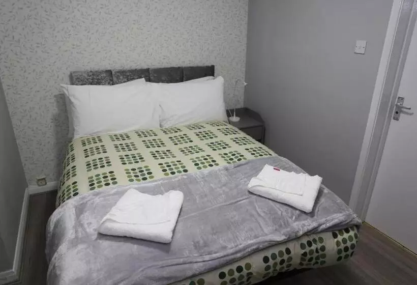 ホテル Elstree Inn