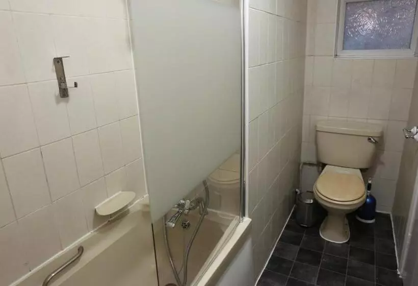 ホテル Elstree Inn