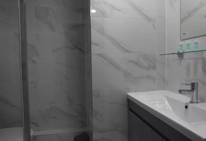 ホテル Elstree Inn