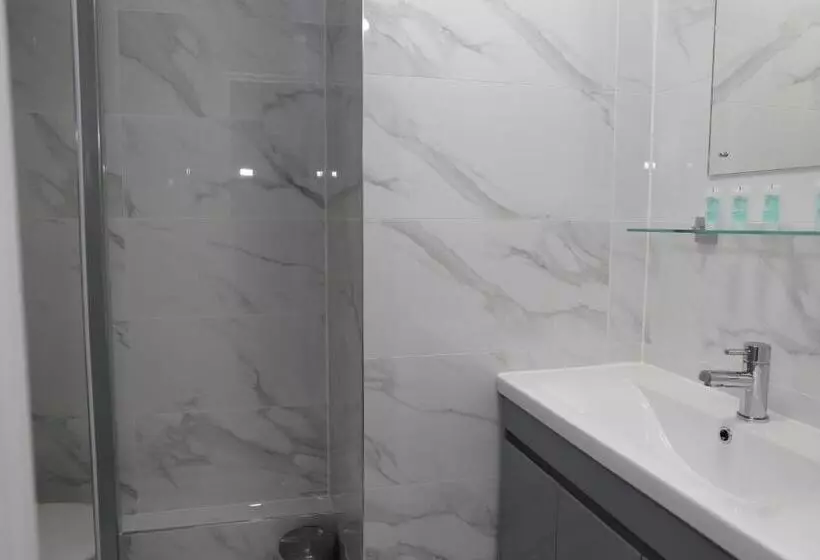 ホテル Elstree Inn