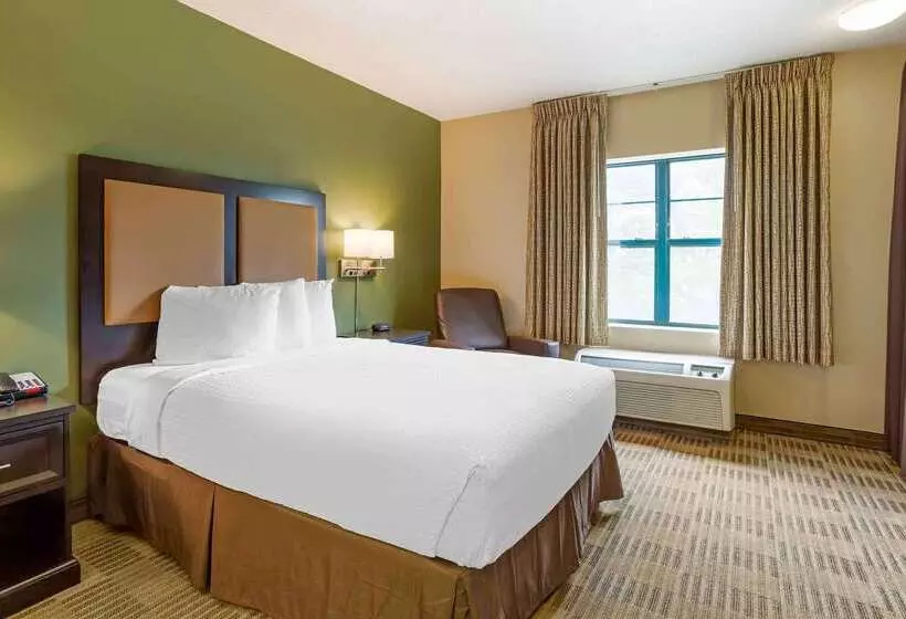 Отель Extended Stay America Suites Meadowlands Rutherford