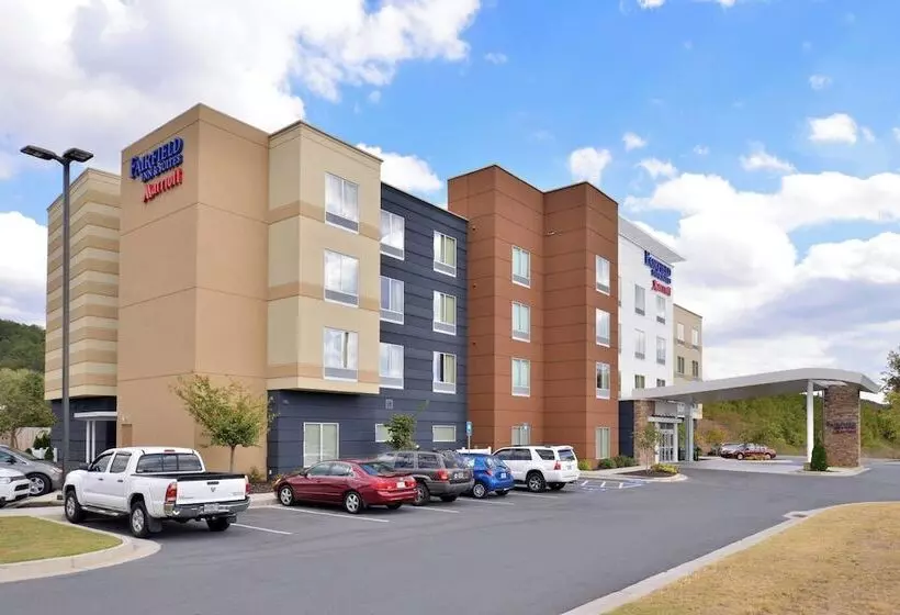 Отель Fairfield Inn And Suites By Marriott Calhoun