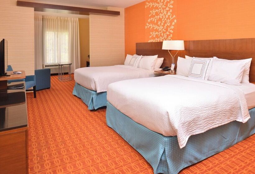 בית מלון כפרי Fairfield Inn And Suites By Marriott Calhoun