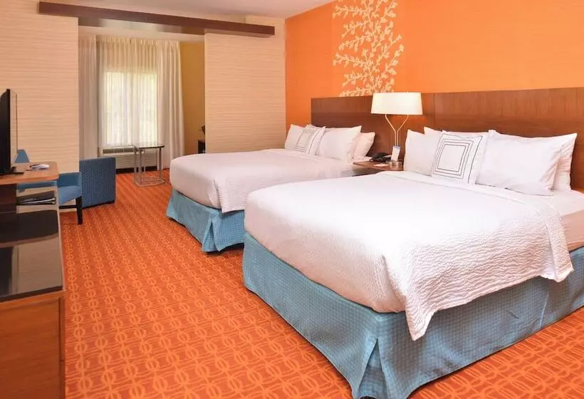 Отель Fairfield Inn And Suites By Marriott Calhoun