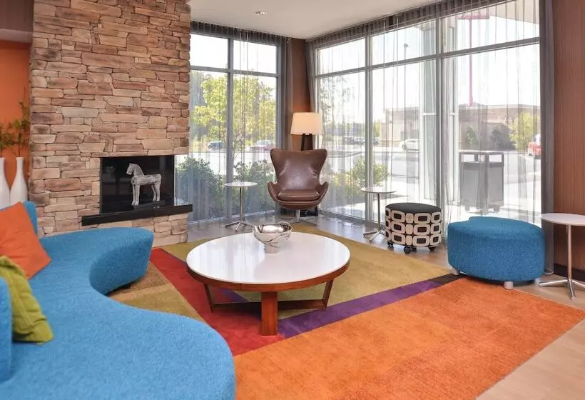 Отель Fairfield Inn And Suites By Marriott Calhoun