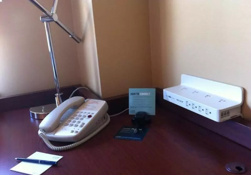 호텔 Four Points By Sheraton Manhattan Soho Village