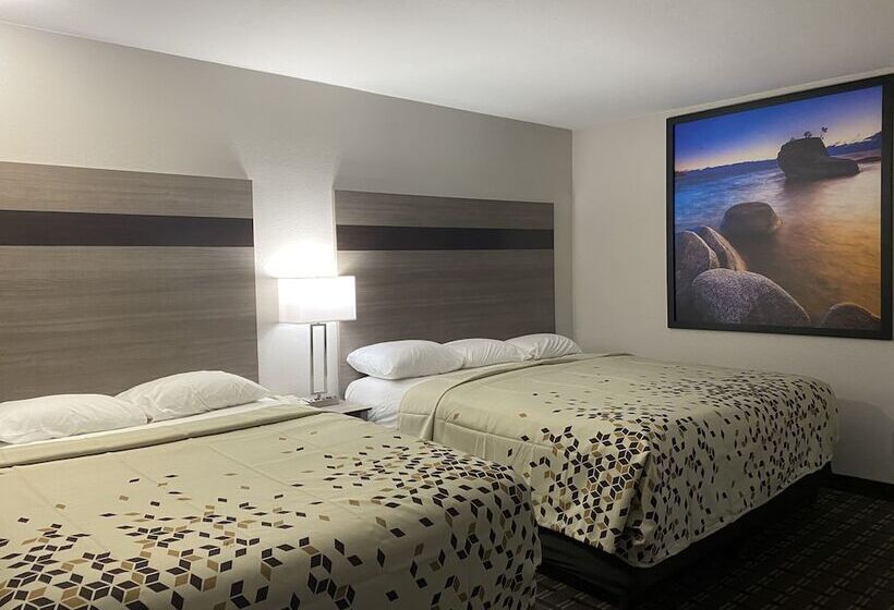 فندق High Country Lodge