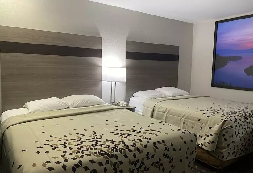 酒店 High Country Lodge