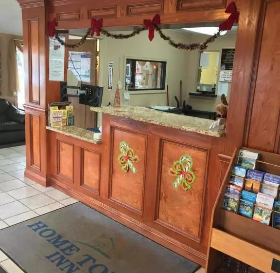 ホテル Home Town Inn