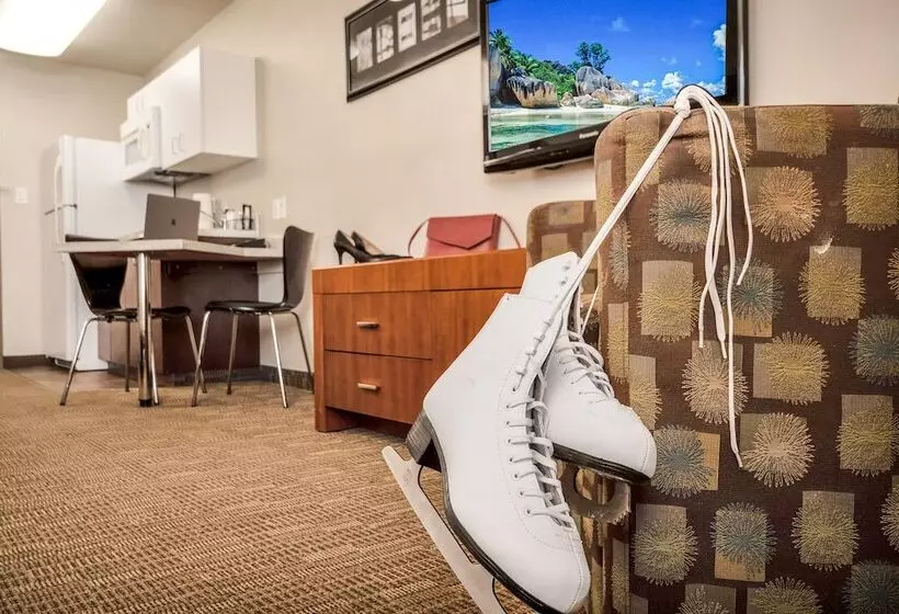 Отель Homesuites By D3h