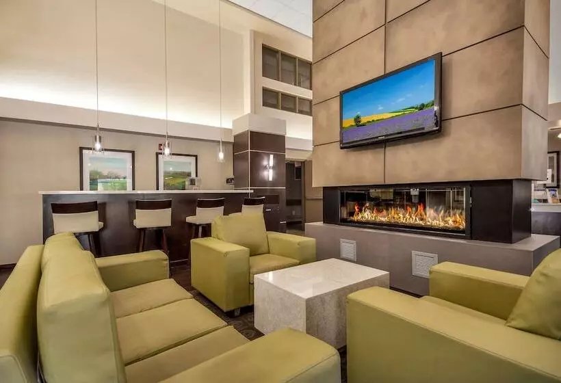 Отель Homesuites By D3h