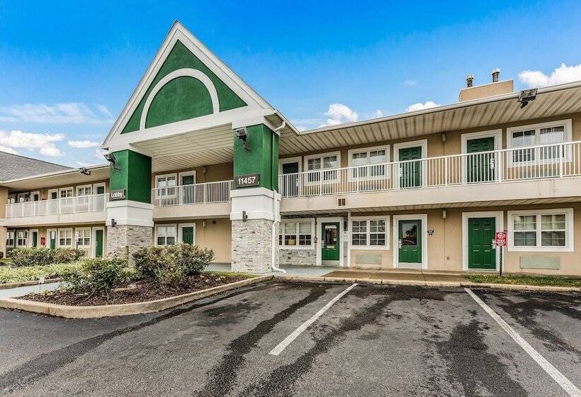 酒店 Hometowne By Red Roof Studios Cincinnati Sharonville