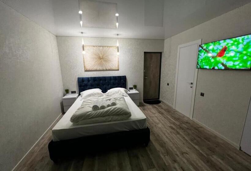 ホテル Kharkovlux