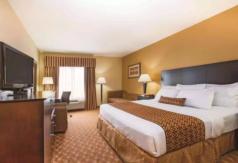 هتل La Quinta By Wyndham Lexington South / Hamburg