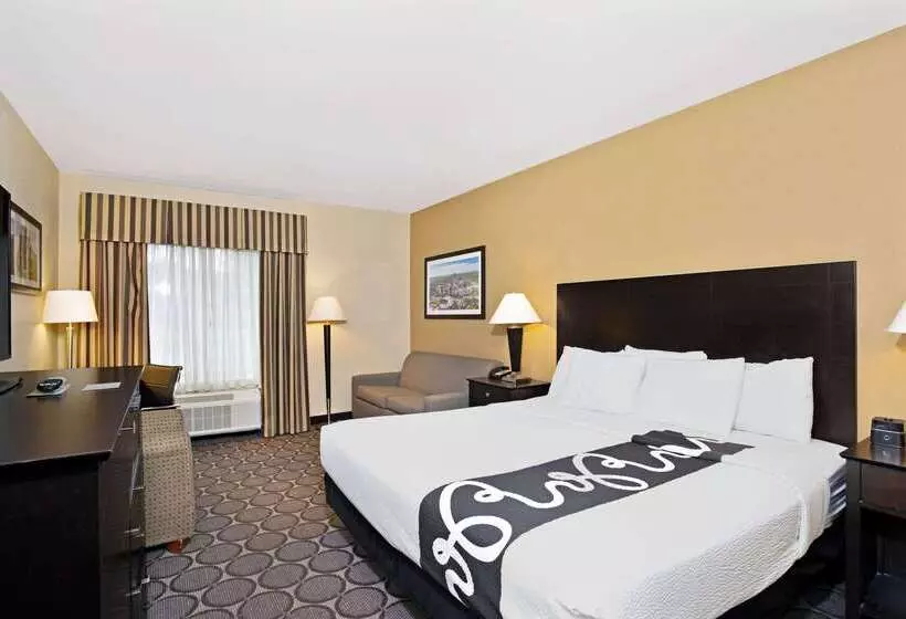 هتل La Quinta By Wyndham Lexington South / Hamburg