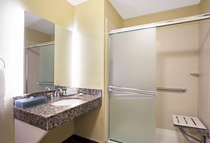 酒店 La Quinta By Wyndham Lexington South / Hamburg