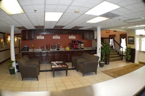 Отель Plantation Inn & Suites Jackson