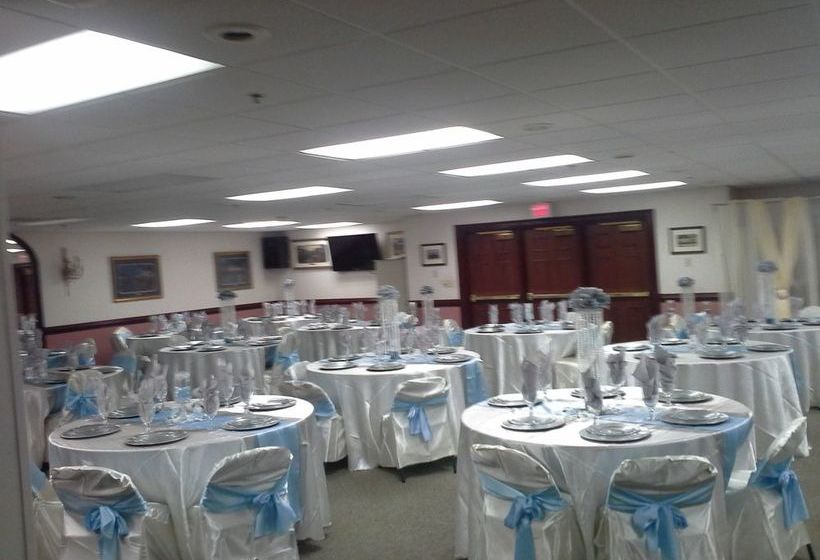 Отель Plantation Inn & Suites Jackson