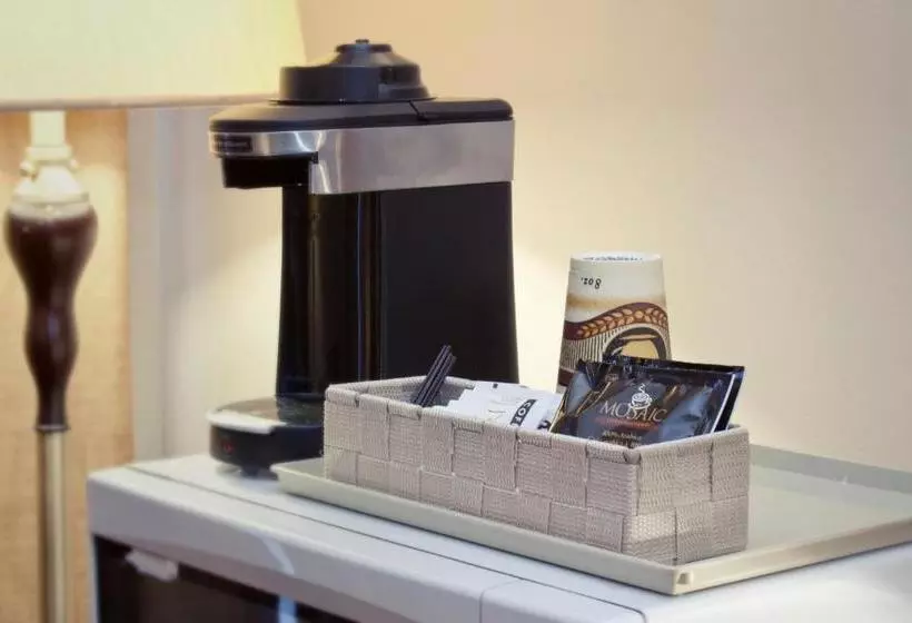 酒店 Provost Motor Inn