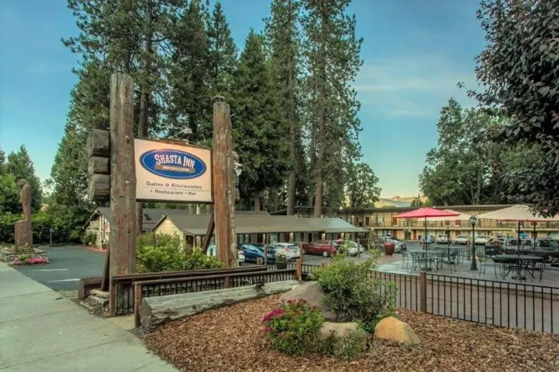 호텔 Shasta Inn