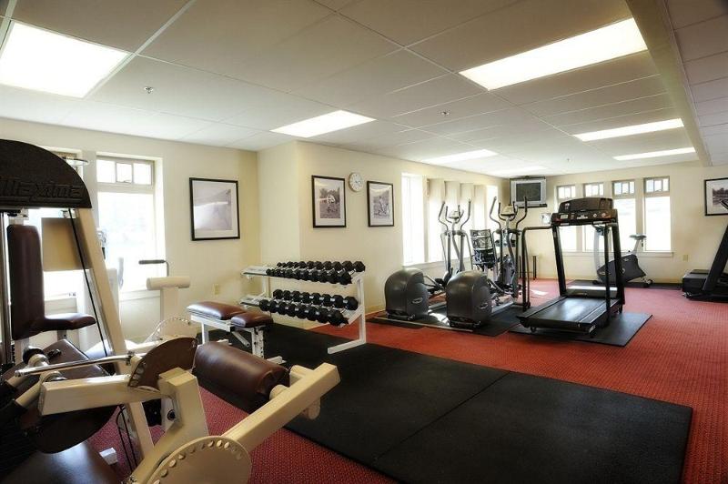 Отель The Inn At Virginia Tech  On Campus