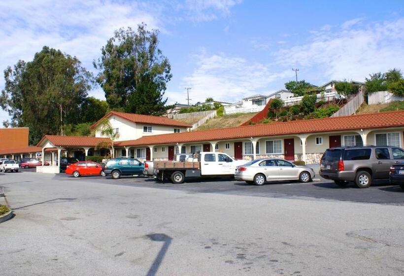 בית מלון כפרי Travelers Inn