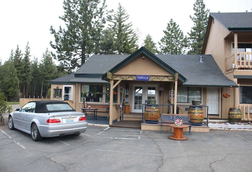 מוטל The Trailhead