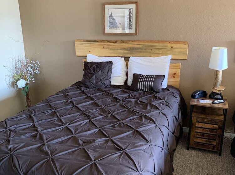 מוטל The Trailhead