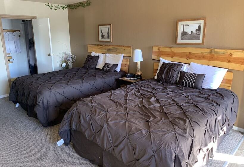 מוטל The Trailhead