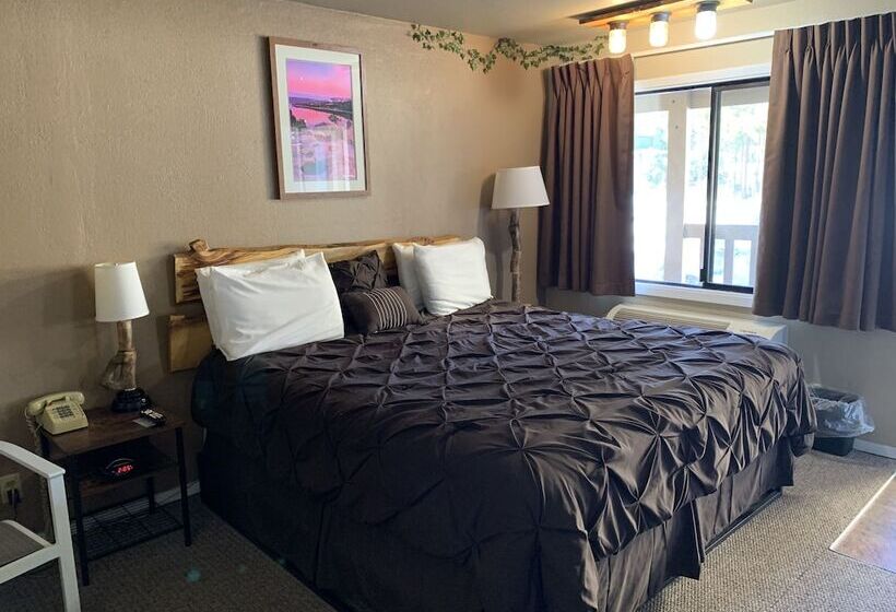 מוטל The Trailhead