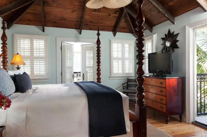 Port D'hiver Bed And Breakfast