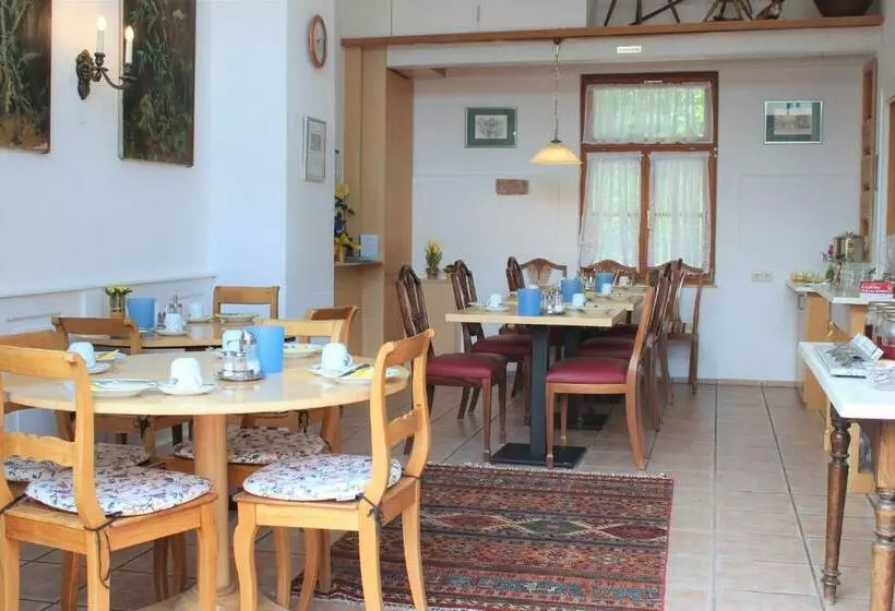 Retkeilymaja Gästehaus Pfefferle Hotel Garni Und Ferienwohnungen